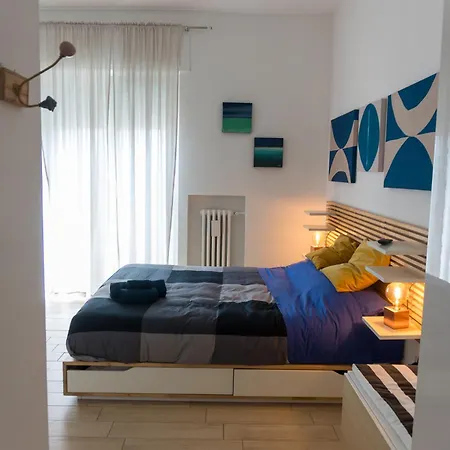 Casina Mia,viale Orazio Flacco 5 Policlinico