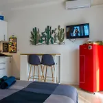 Casina Mia,viale Orazio Flacco 5 Policlinico Bari