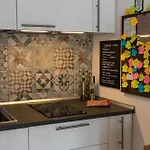 Casina Mia,viale Orazio Flacco 5 Policlinico
