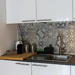 Casina Mia,viale Orazio Flacco 5 Policlinico *